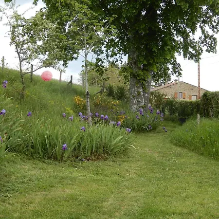Les Jardins De Caribole Guest house Fourneaux (Loire)